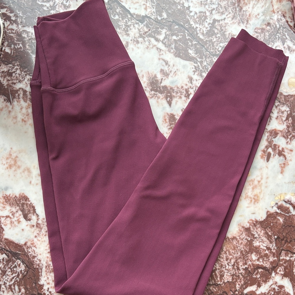 Hoaka Burgundy Women's Leggings
